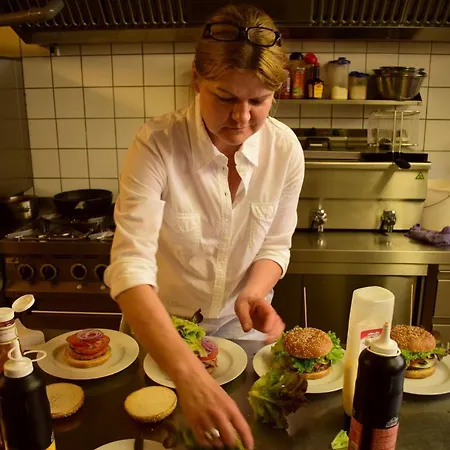 Adler Brasserie Inn *